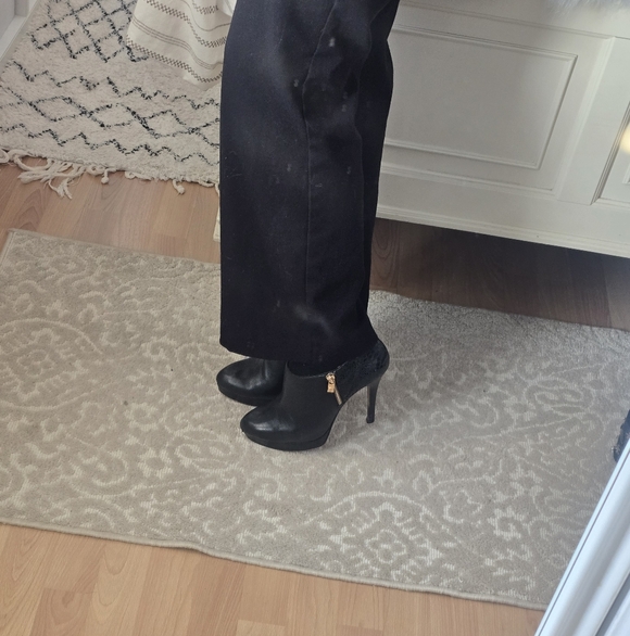 Michael Kors Black Stiletto Ankle Boots - Picture 10 of 17